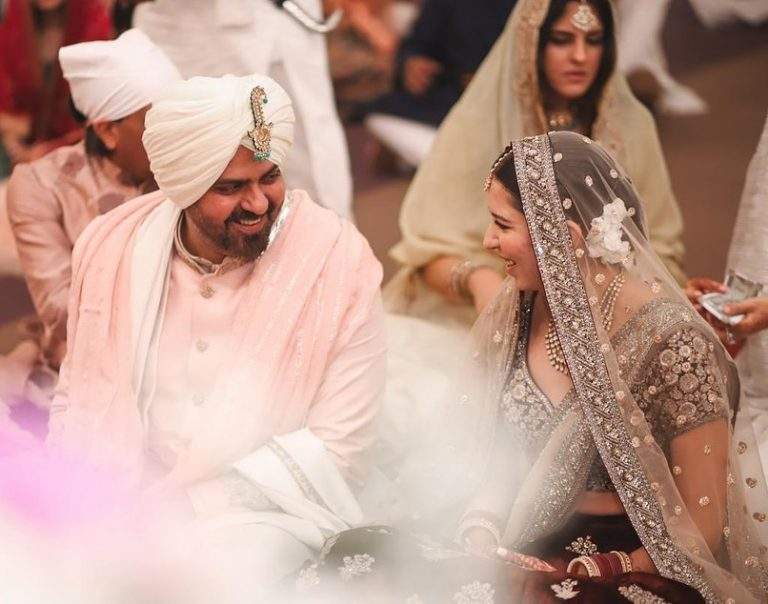 ਅਦਾਕਾਰ ਹਰਮਨ ਬਾਵੇਜਾ ਨੇ ਸਾਸ਼ਾ ਰਾਮਚੰਦਾਨੀ ਨਾਲ ਲਈਆਂ ਲਾਵਾਂ ਅਦਾਕਾਰ ਹਰਮਨ ਬਾਵੇਜਾ ਨੇ ਸਾਸ਼ਾ ਰਾਮਚੰਦਾਨੀ ਨਾਲ ਲਈਆਂ ਲਾਵਾਂ