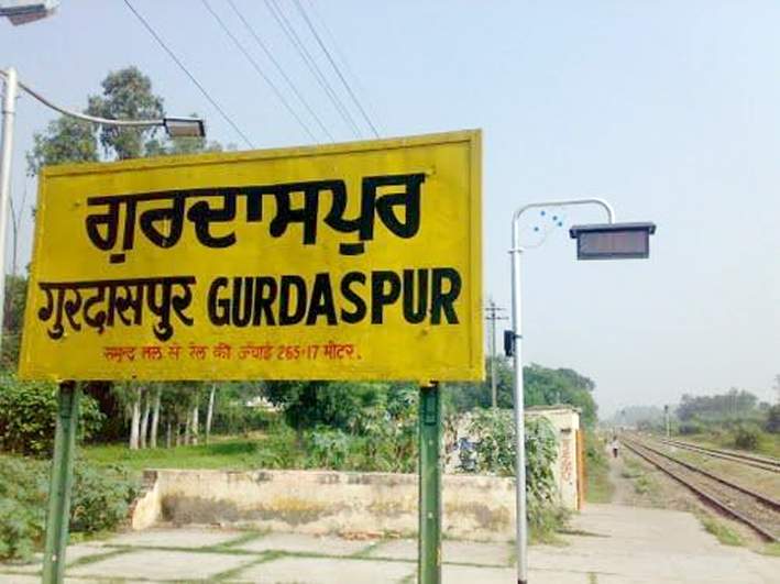 ਪਤਨੀ ਤੋਂ ਤੰਗ ਆ ਕੇ 35 ਸਾਲਾ ਨੌਜਵਾਨ ਨੇ ਨਿਗਲਿਆ ਜ਼ਹਿਰ ਪਤਨੀ ਤੋਂ ਤੰਗ ਆ ਕੇ 35 ਸਾਲਾ ਨੌਜਵਾਨ ਨੇ ਨਿਗਲਿਆ ਜ਼ਹਿਰ