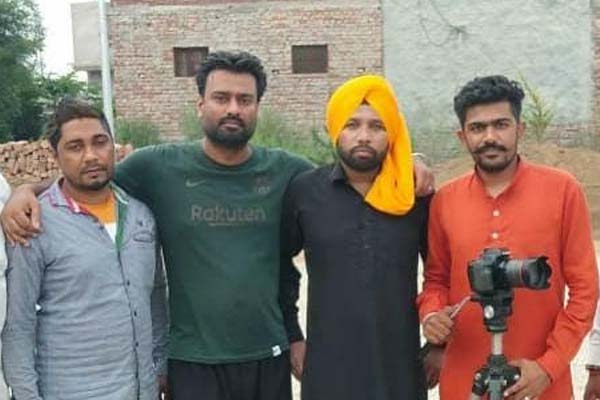 “ਗ਼ਦਰੀ ਬਾਬੇ ” ਟਰੈਕ ਦੀ ਸ਼ੂਟਿੰਗ ਹੋਈ ਮੁਕੰਮਲ “ਗ਼ਦਰੀ ਬਾਬੇ ” ਟਰੈਕ ਦੀ ਸ਼ੂਟਿੰਗ ਹੋਈ ਮੁਕੰਮਲ